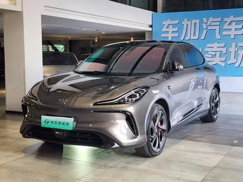 IM Motors 智己LS6 2023