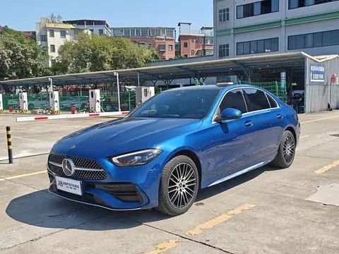 Mercedes-Benz C-Class 2024