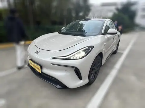 IM Motors 智己LS6 2023