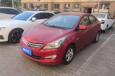 Hyundai 瑞纳 2014
