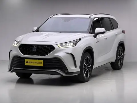 Toyota Crown Kluger 2021