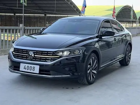 Volkswagen Passat 2024 — фото 1
