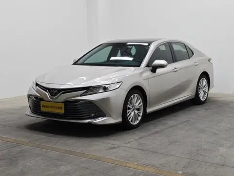 Toyota Camry 2019