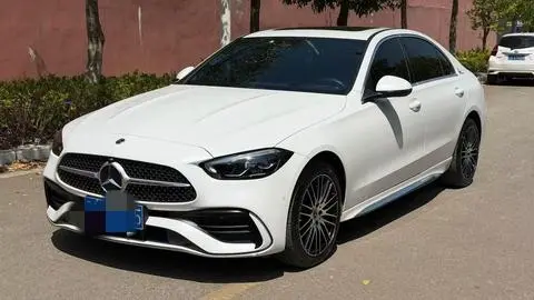 Mercedes-Benz C-Class 2024