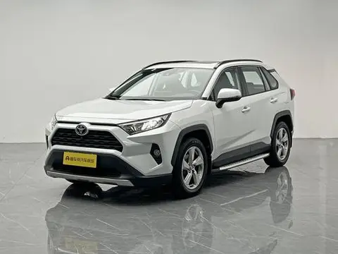 Toyota RAV4 2021