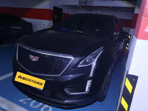 Cadillac XT5 2024