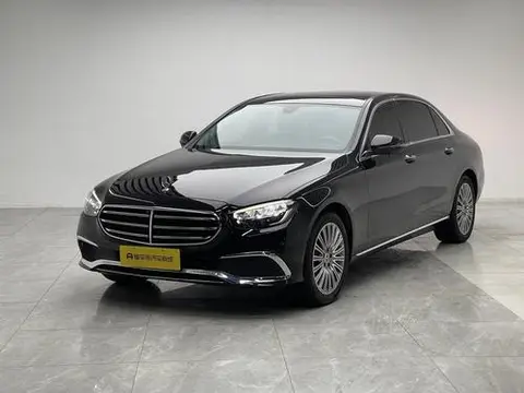 Mercedes-Benz E-Class 2022
