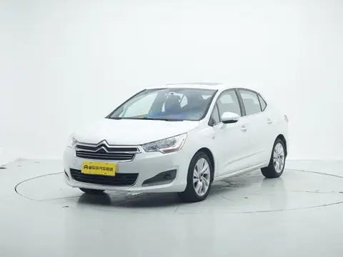 Citroën C4L 2013