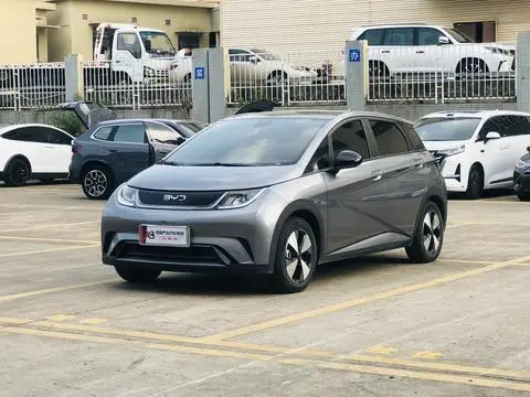 BYD Dolphin 2023