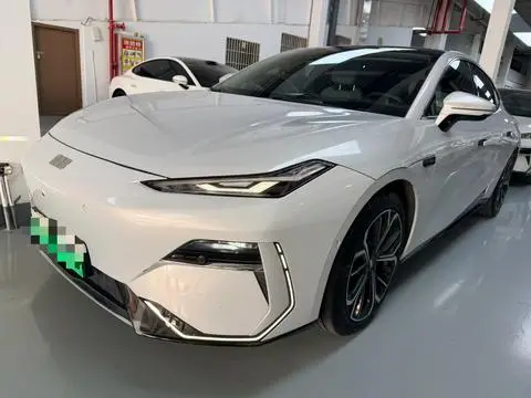 Geely Galaxy E8 2025