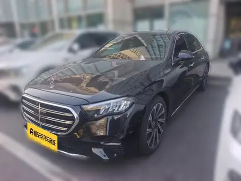 Mercedes-Benz E-Class 2024
