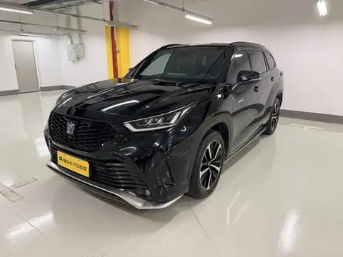 Toyota Crown Kluger 2023