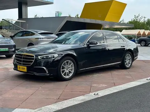 Mercedes-Benz S-Class 2021