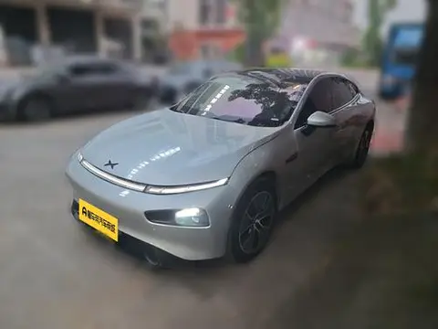 XPeng 小鹏P7 2023