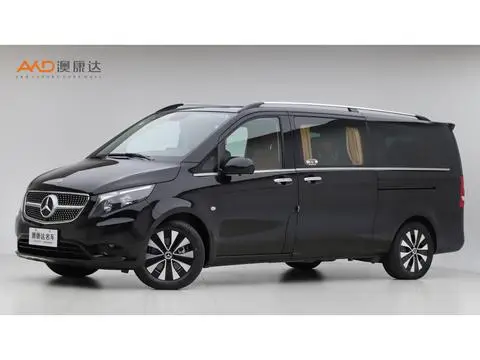 Mercedes-Benz 威霆 2023