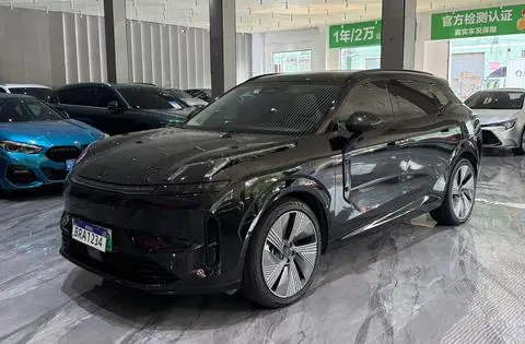 Lynk & Co 08 EM-P 2024