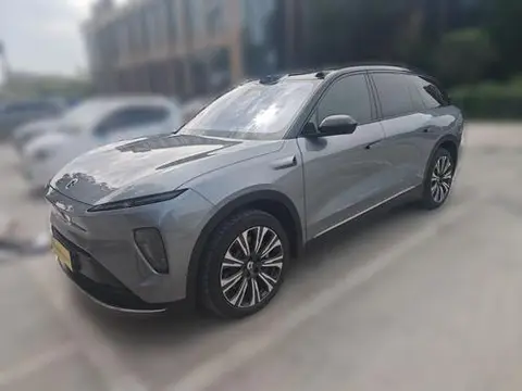 NIO ES8 2024