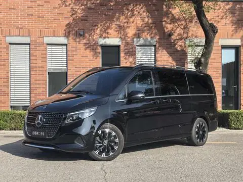 Mercedes-Benz V-Class 2024