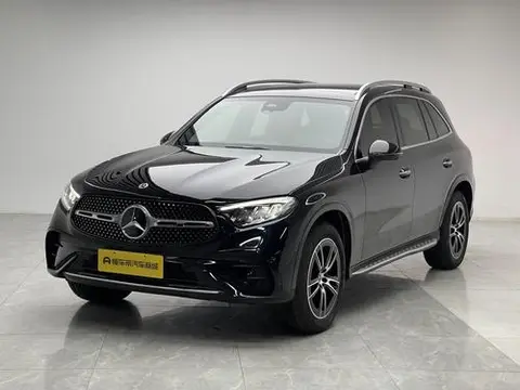 Mercedes-Benz GLC 2025