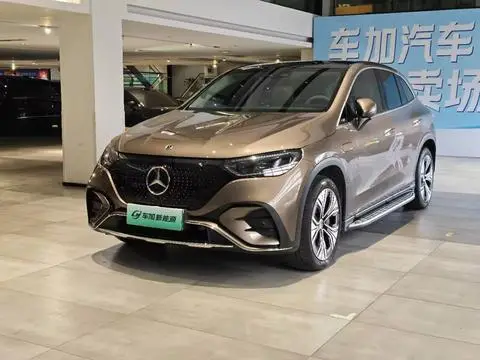 Mercedes-Benz EQE SUV 2023