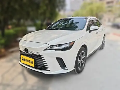 Lexus RX 2023