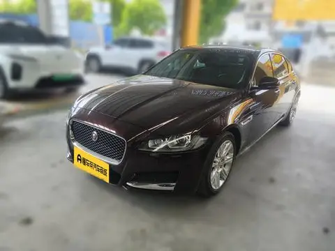 Jaguar XFL 2017