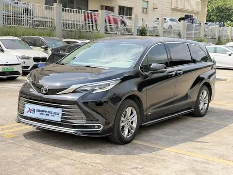 Toyota SIENNA 2024