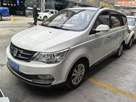 Baojun 730 2016