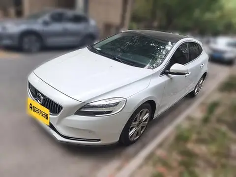 Volvo V40 2017