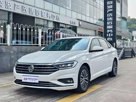 Volkswagen Sagitar 2019