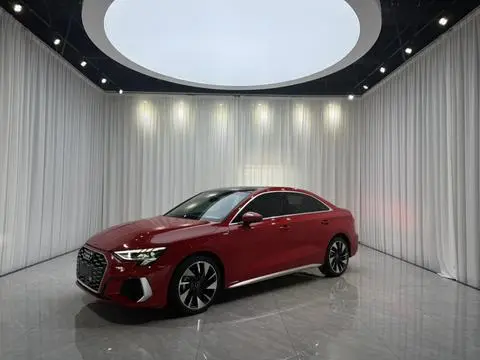 Audi A3 2022 — фото 1