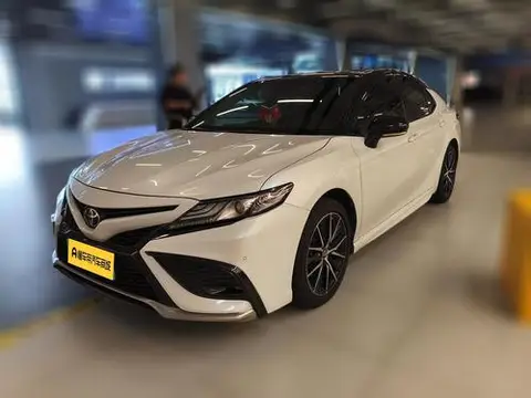 Toyota Camry 2021