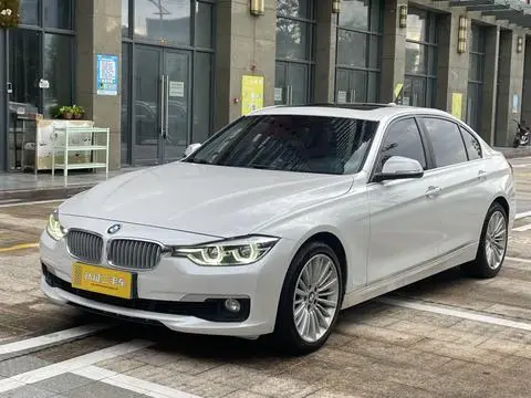 BMW 3 Series 2018 — фото 1