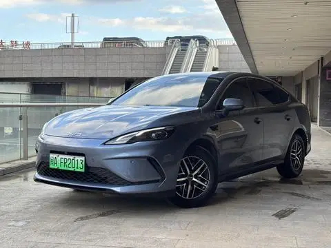BYD Seal05 DM 2025