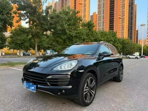 Porsche Cayenne 2011