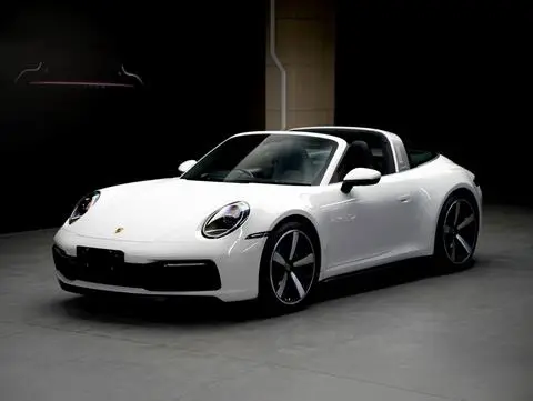 Porsche 911 2023