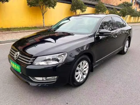 Volkswagen Passat 2014 — фото 1
