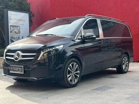 Mercedes-Benz V-Class 2022 — фото 1