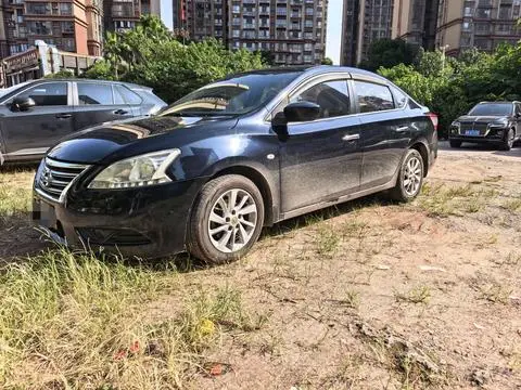 Nissan 轩逸 2012
