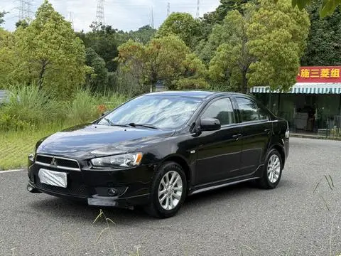 Mitsubishi 翼神 2011