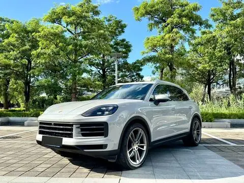 Porsche Cayenne 2024