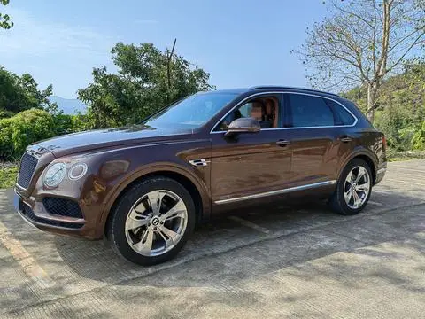 Bentley 添越 2017