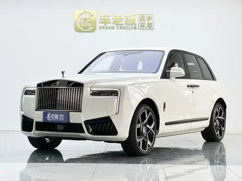 Rolls Royce Cullinan 2025 — фото 1