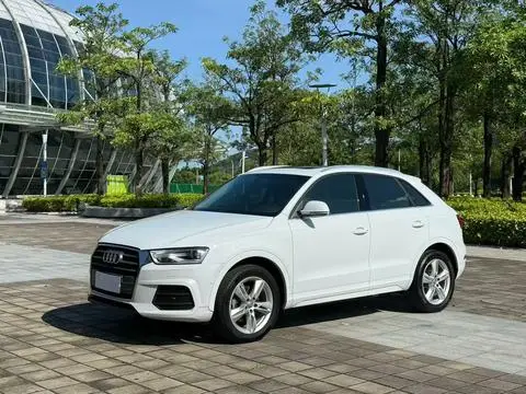 Audi Q3 2016 — фото 1