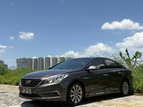 Hyundai 索纳塔九 2015