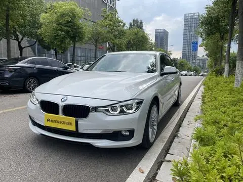 BMW 3 Series 2018 — фото 1