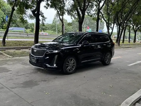 Cadillac XT6 2022 — фото 1