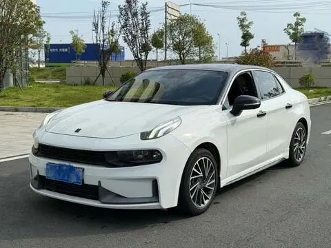 Lynk & Co 03 2022