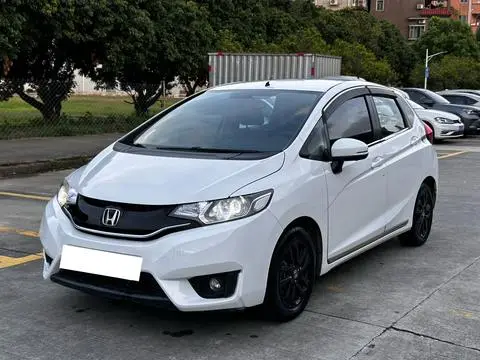 Honda Fit 2014 — фото 1