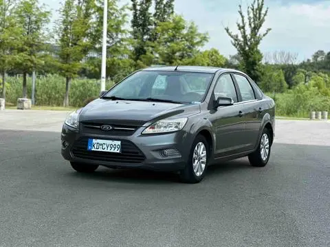 Ford Focus 2013 — фото 1